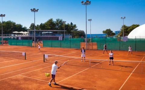 Обучение теннису взрослых в школе тенниса «ACE»